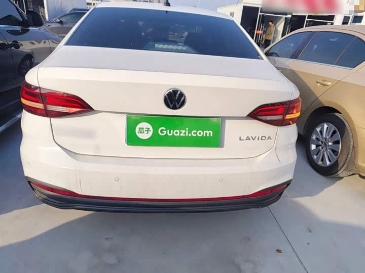 Фото 6 - Volkswagen Lavida