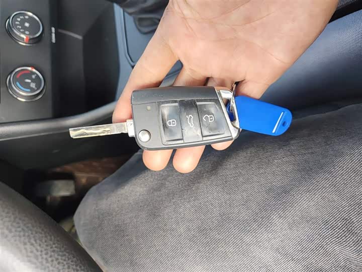 Фото 9 - Volkswagen Lavida