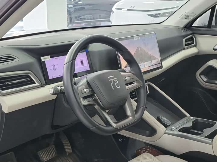 Фото 8 - BYD Yuan Up