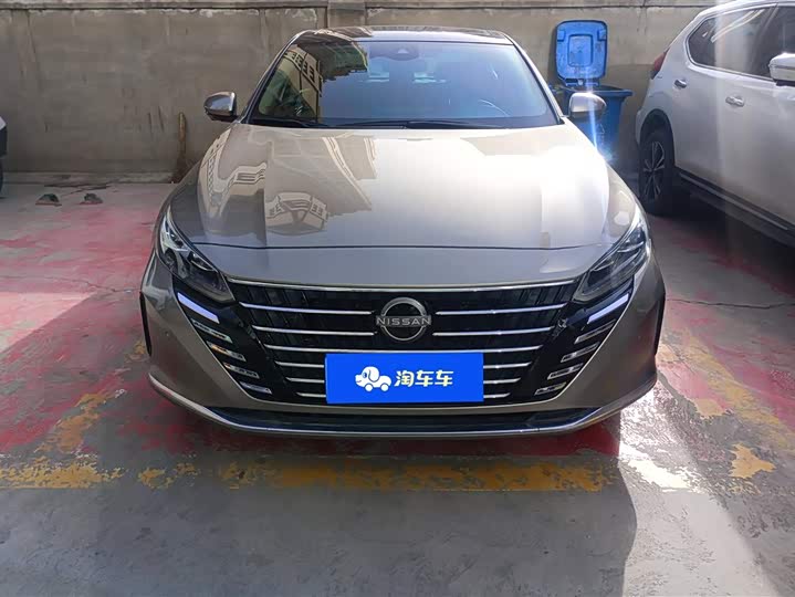 Фото 2 - Nissan Teana