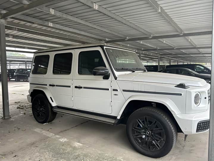 Фото 3 - Mercedes-Benz EQG