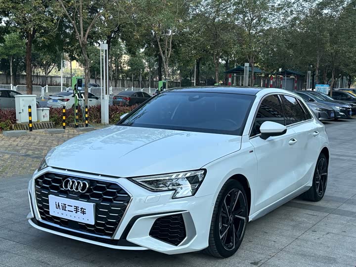 Фото 1 - Audi A3