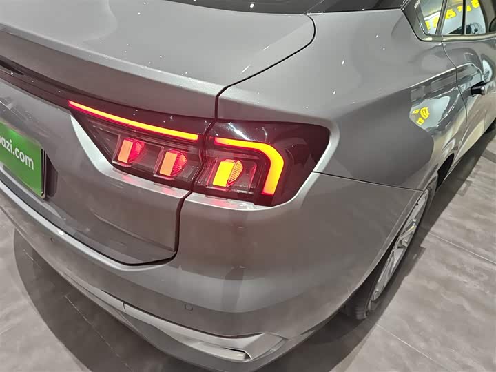 Фото 8 - Ford Mondeo