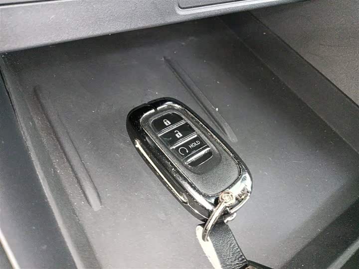 Фото 9 - Honda CR-V