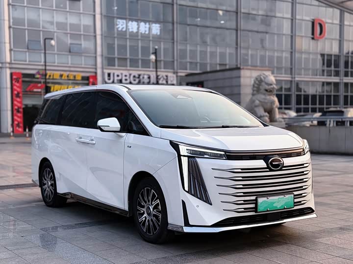 Фото 3 - GAC Trumpchi E9