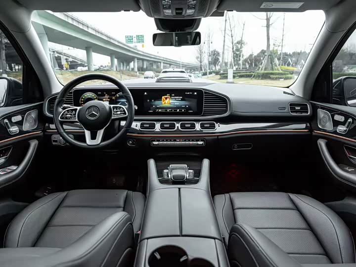 Фото 4 - Mercedes-Benz GLE-Class