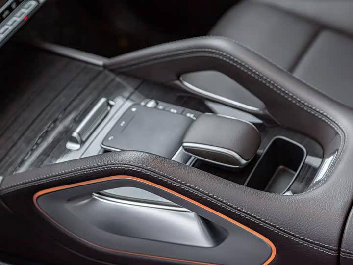 Фото 8 - Mercedes-Benz GLE-Class