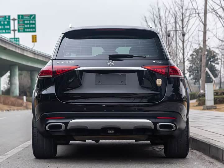 Фото 9 - Mercedes-Benz GLE-Class