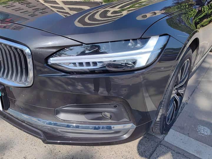 Фото 4 - Volvo S90