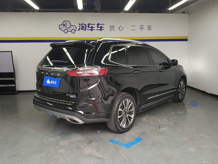 Фото 3 - Ford Edge