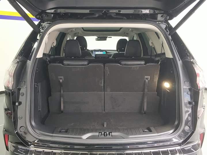 Фото 4 - Ford Edge