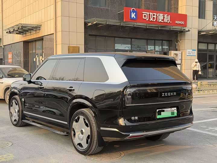Фото 6 - Zeekr 9X