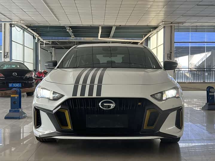 Фото 2 - GAC Trumpchi Empow R