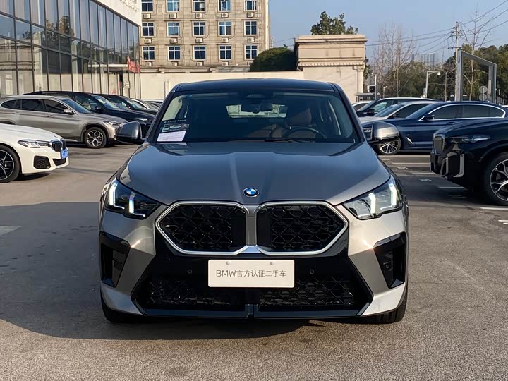 Фото 2 - BMW X2