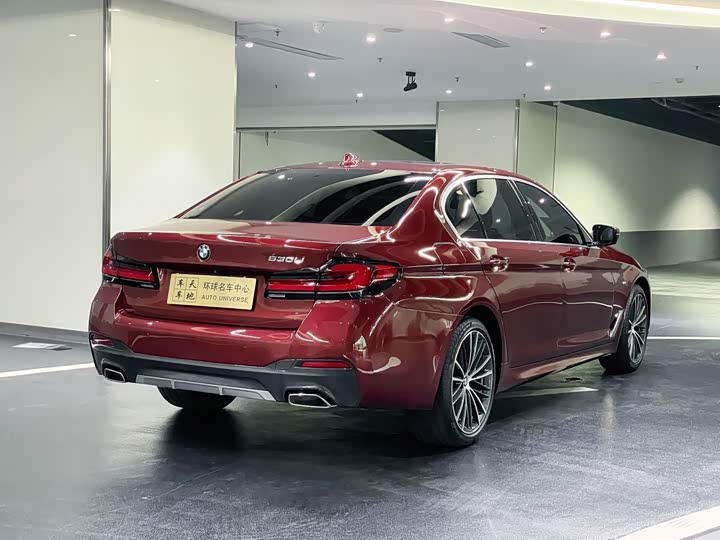 Фото 4 - BMW 5 Series