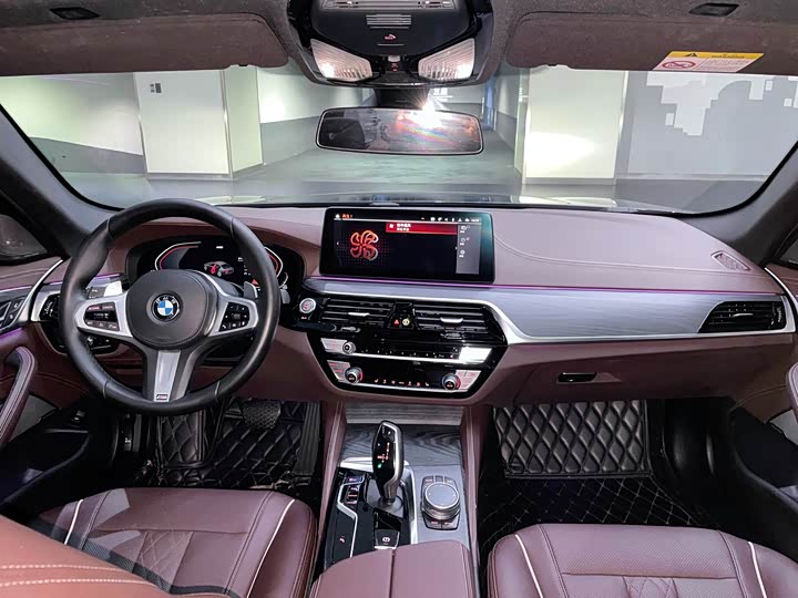 Фото 8 - BMW 5 Series