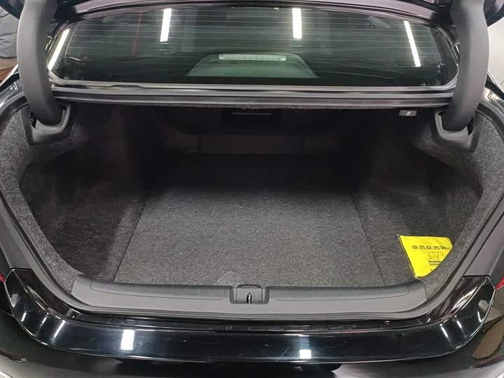 Фото 4 - Honda Inspire