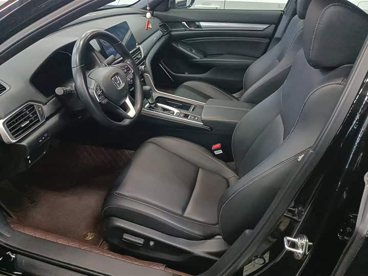 Фото 9 - Honda Inspire