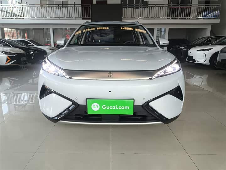 Фото 3 - BYD Yuan Plus