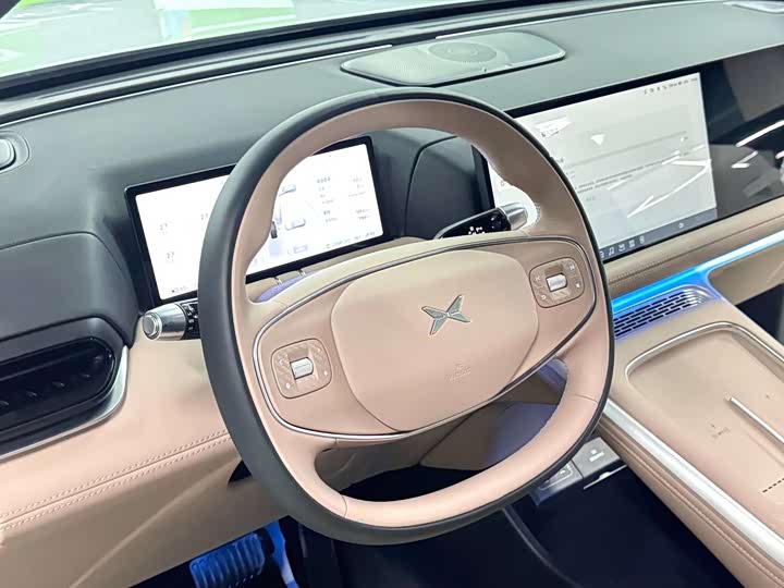 Фото 6 - XPeng G9