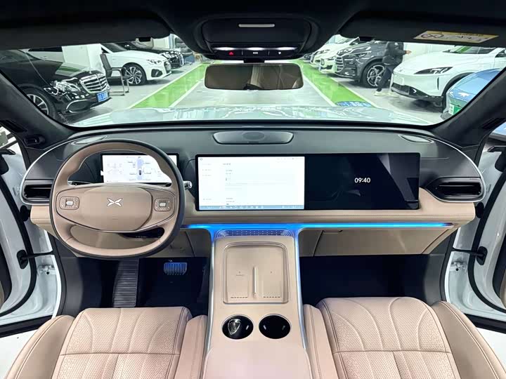 Фото 8 - XPeng G9