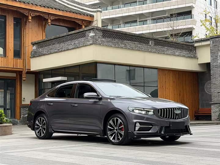 Фото 4 - Geely Preface