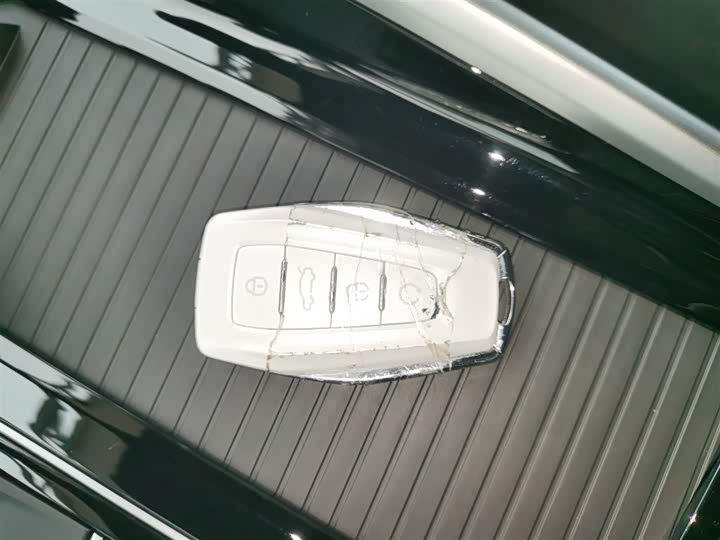 Фото 9 - Geely Preface