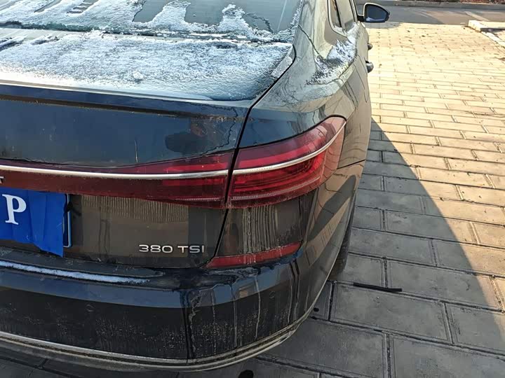 Фото 8 - Volkswagen Passat