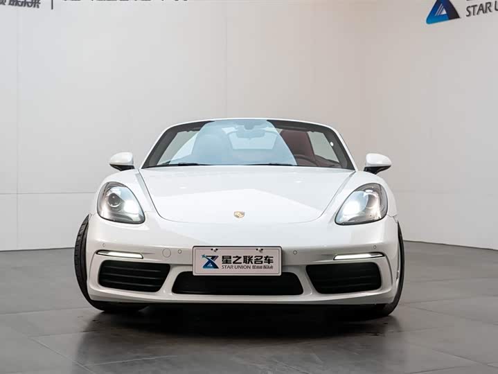 Фото 4 - Porsche 718