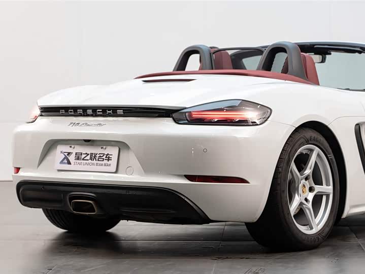 Фото 6 - Porsche 718