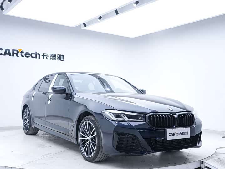 Фото 5 - BMW 5 Series