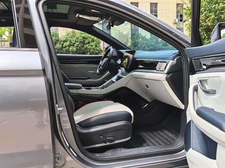 Фото 7 - BYD Song Plus Hybrid/EV