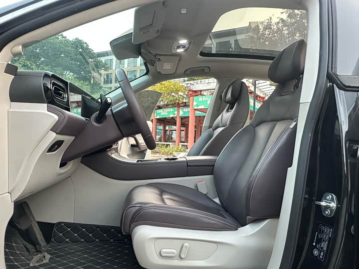 Фото 4 - Leapmotor C11