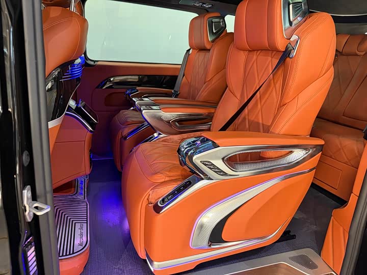 Фото 5 - Mercedes-Benz Vito