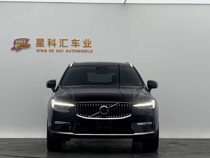 Фото 2 - Volvo XC60