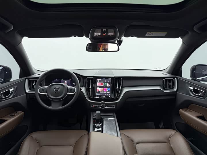 Фото 6 - Volvo XC60