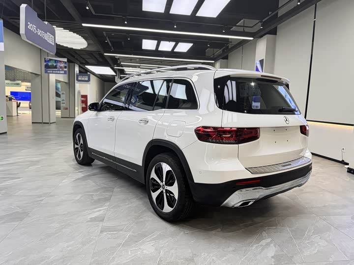 Фото 7 - Mercedes-Benz GLB-Class