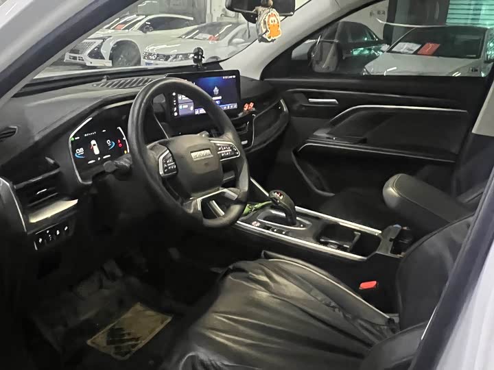 Фото 8 - Haval H6