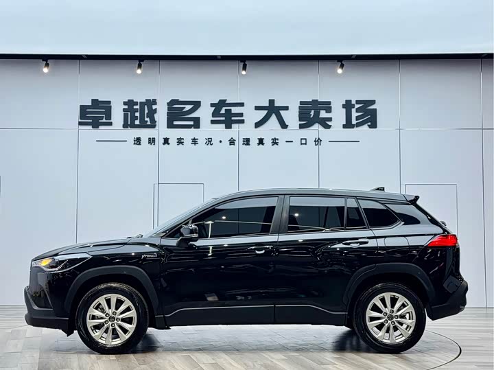 Фото 4 - Toyota Corolla Cross