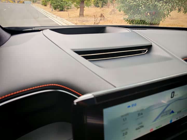 Фото 9 - HiPhi X