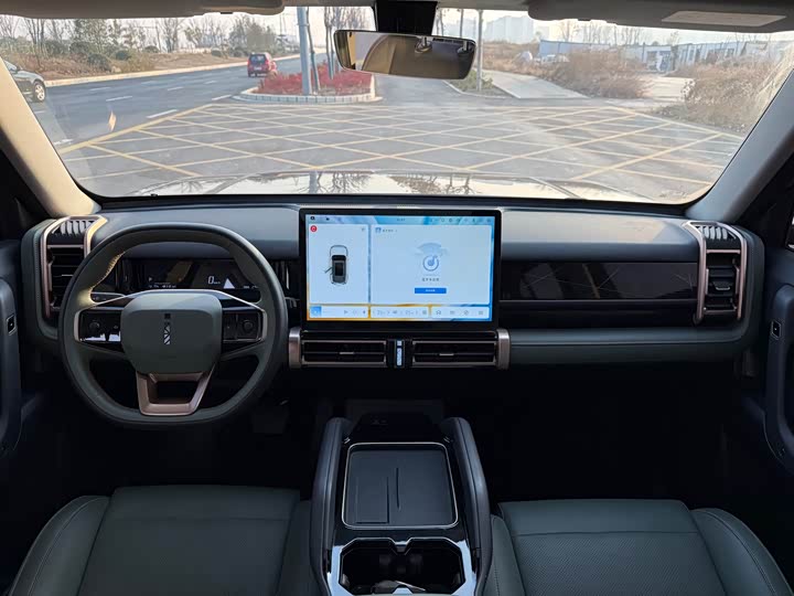 Фото 5 - Chery iCar 03