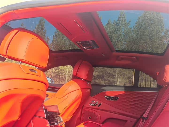 Фото 6 - Bentley Flying Spur