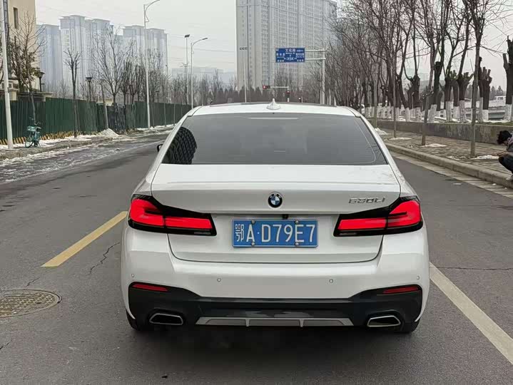 Фото 5 - BMW 5 Series