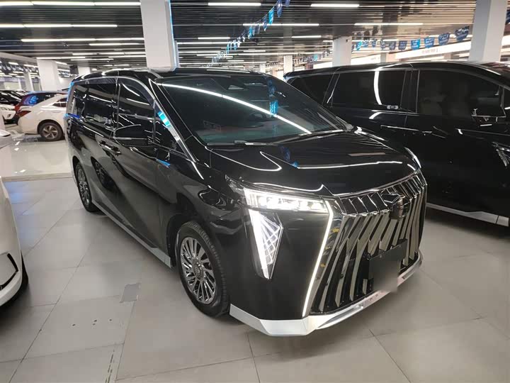 Фото 4 - GAC Trumpchi M8