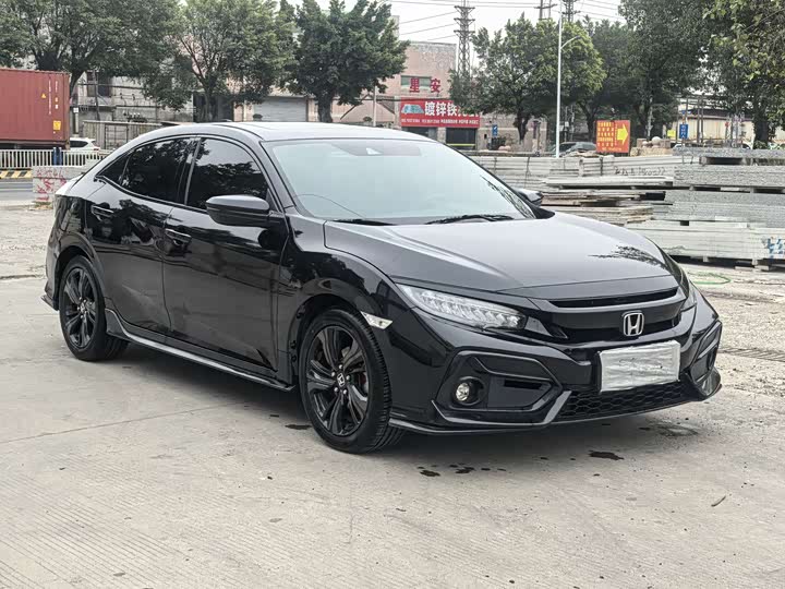 Фото 3 - Honda Civic