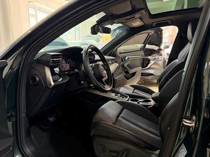 Фото 8 - Audi A3