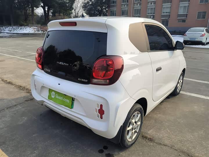 Фото 7 - Roewe Clever