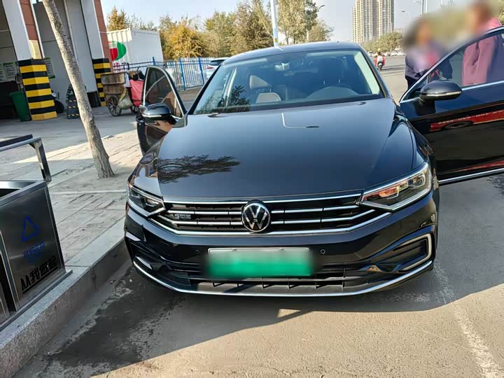 Фото 2 - Volkswagen Magotan GTE Hybrid