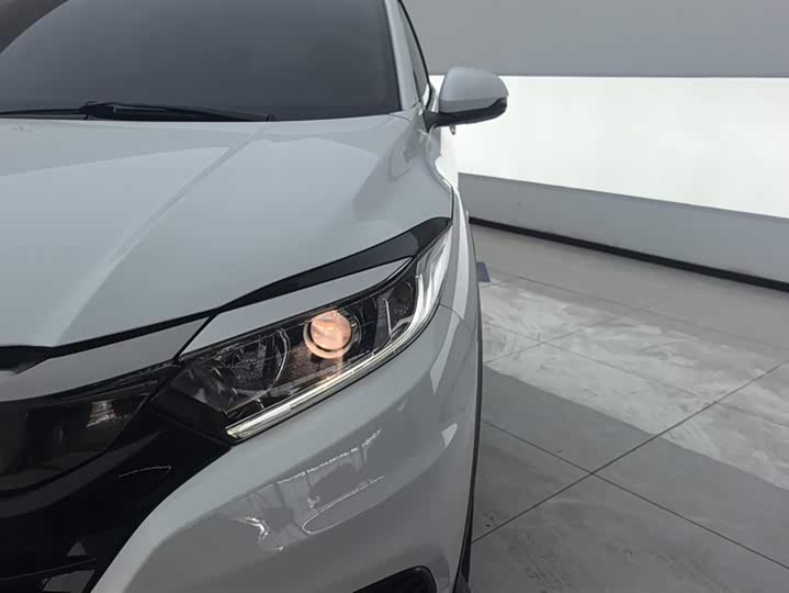 Фото 5 - Honda Vezel