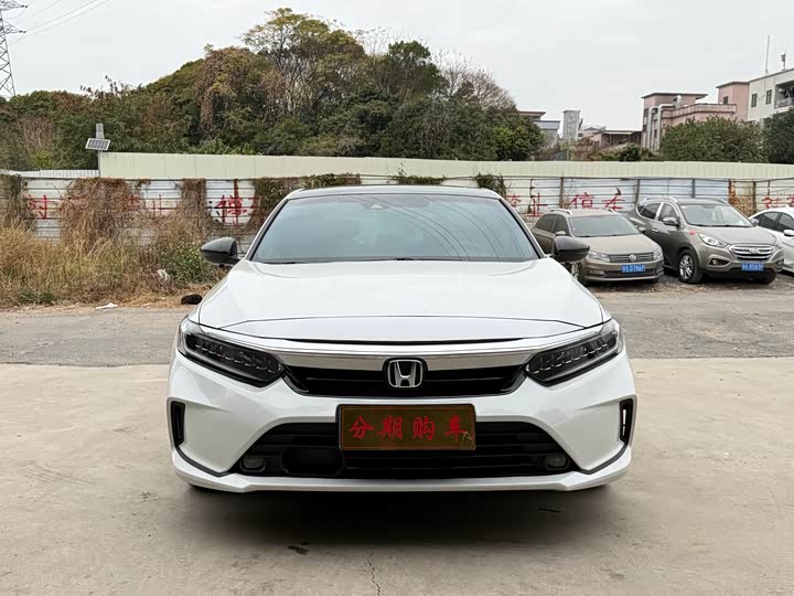 Фото 1 - Honda Inspire